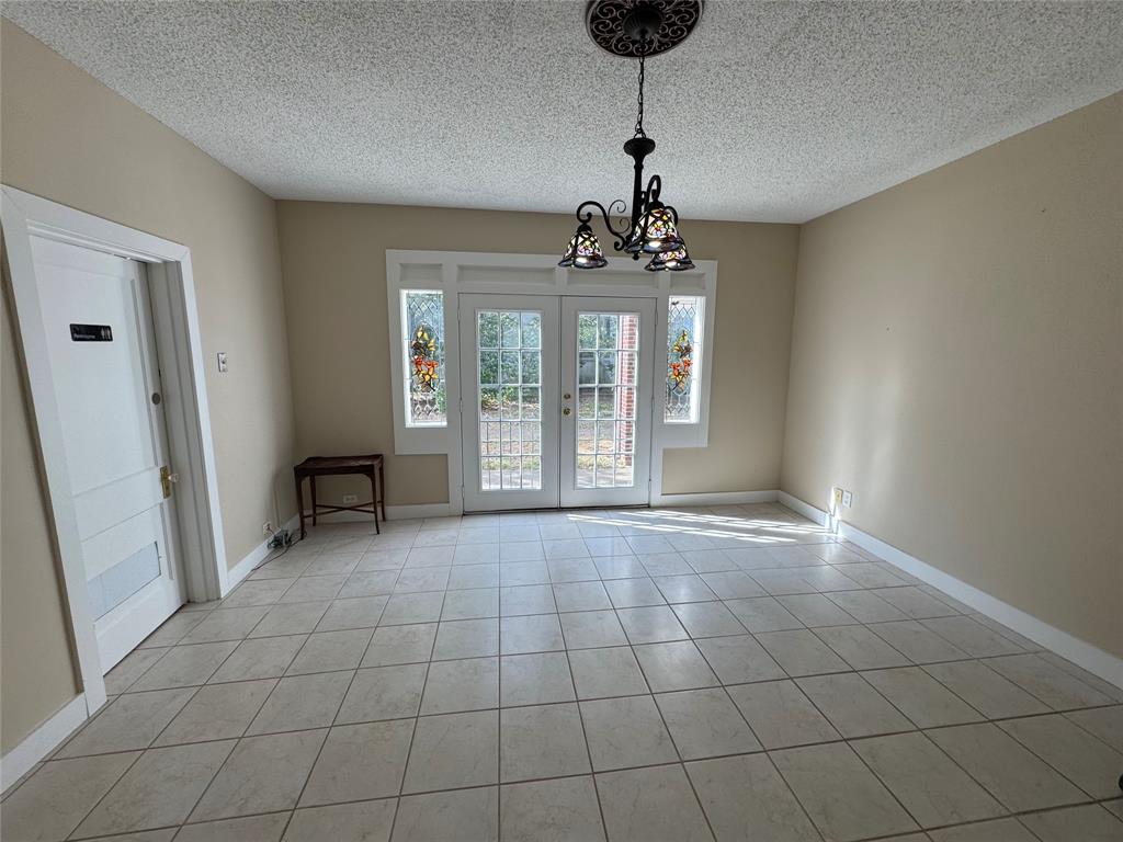 436 S Fannin Avenue Property Photo 11