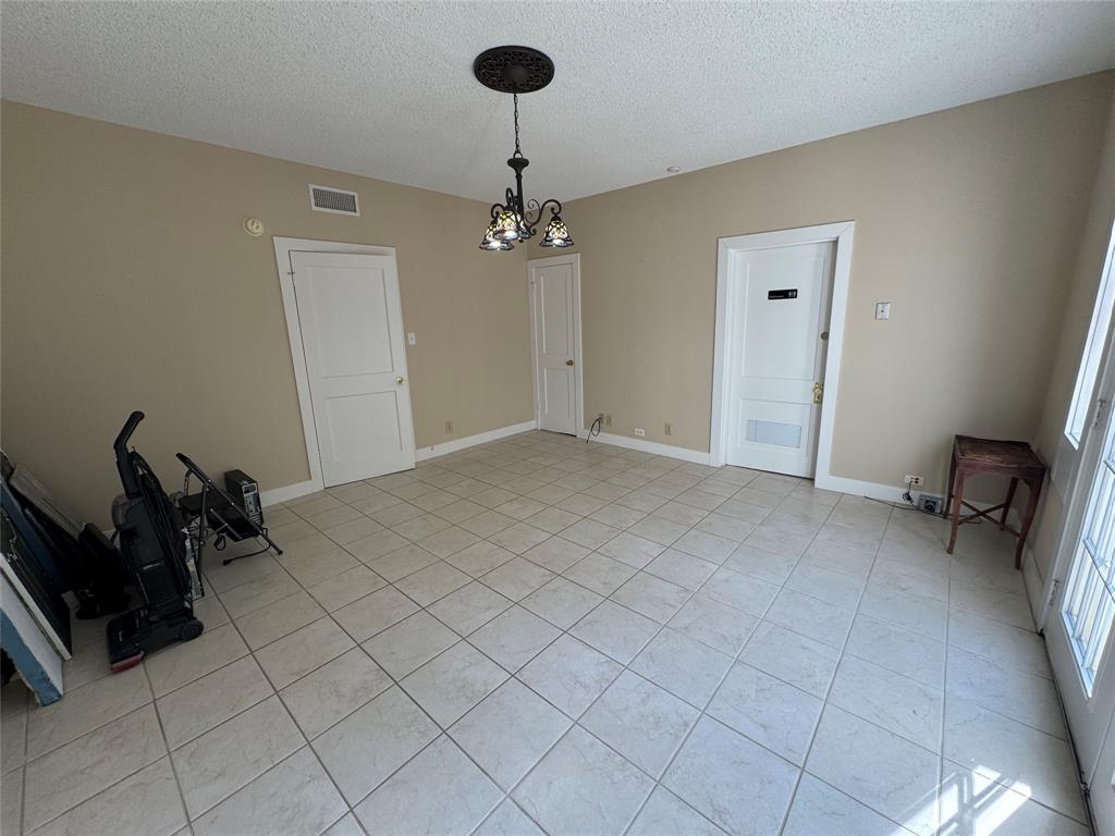 436 S Fannin Avenue Property Photo 14