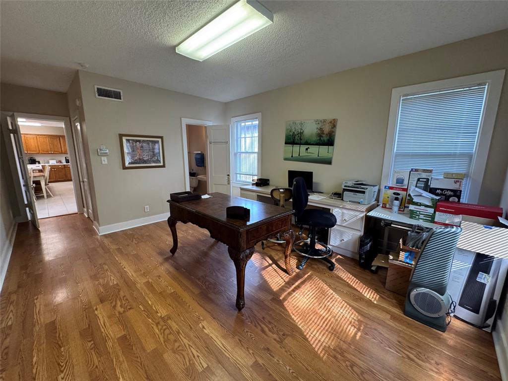 436 S Fannin Avenue Property Photo 19