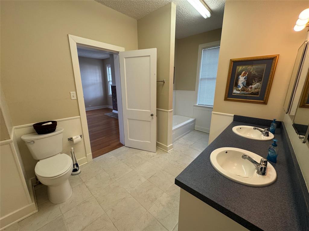 436 S Fannin Avenue Property Photo 23