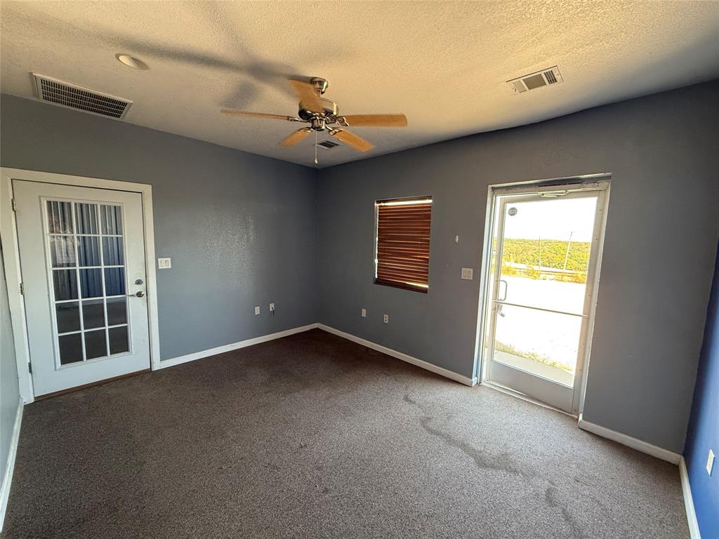 6450 Appian Way Property Photo 9
