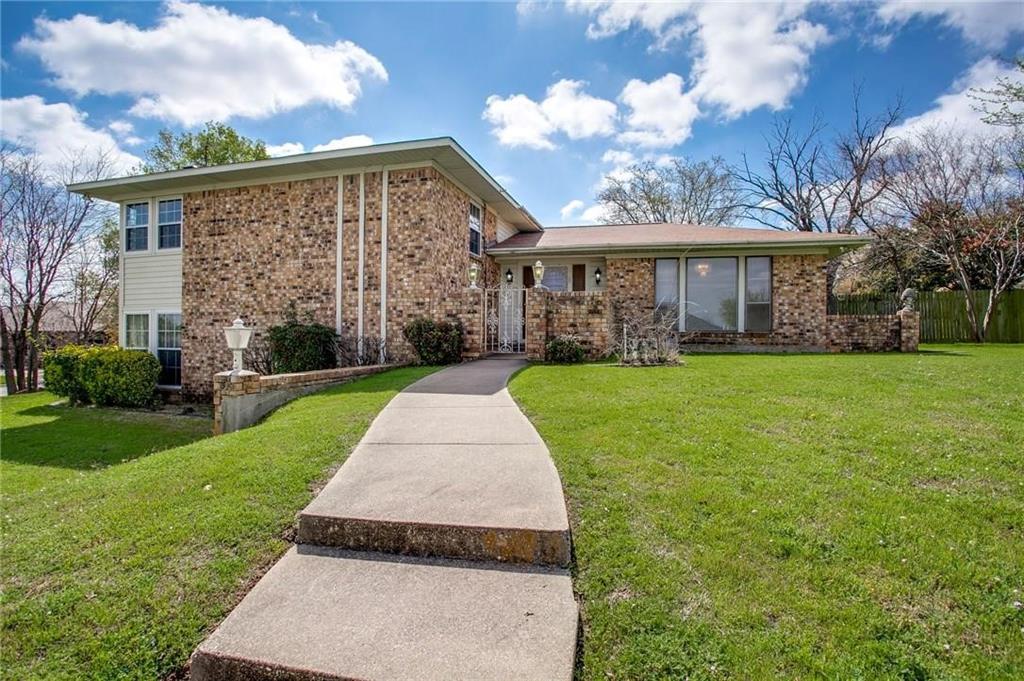 1301 Cliff Court Property Photo