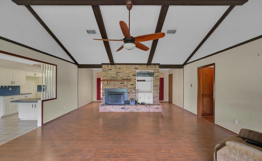 112 Hcr 2117 Property Photo 4
