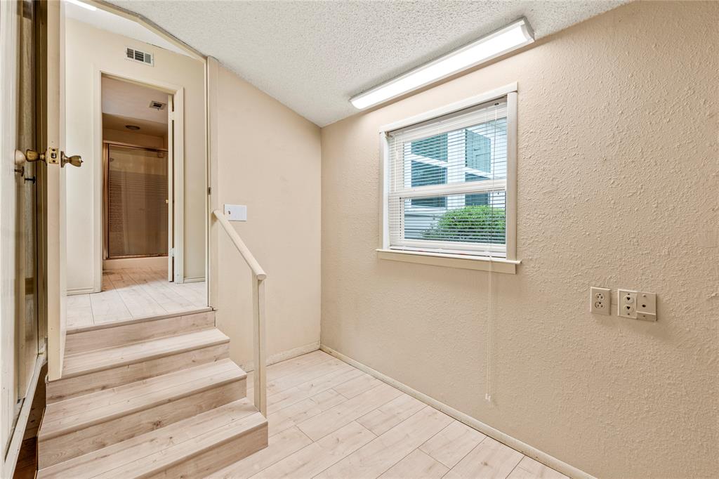 164 Santa Maria Street Property Photo 22