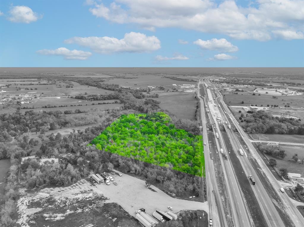 00 I-30 Property Photo 13