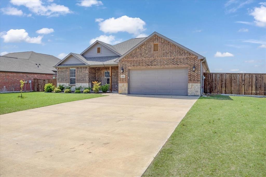 806 Mary Lee Lane Property Photo