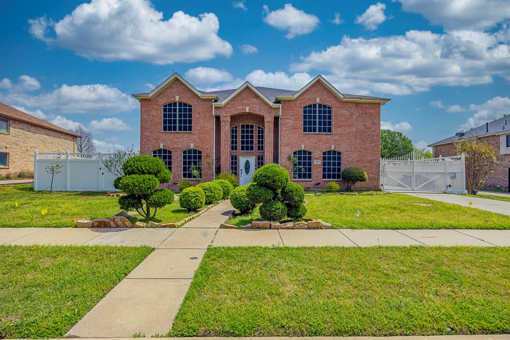 808 Sabona Drive Property Photo 1