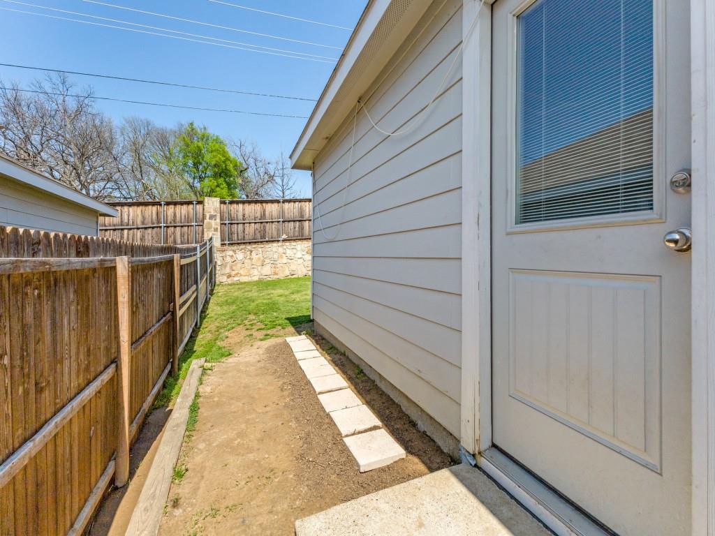 5560 Mcclelland Street Property Photo 16