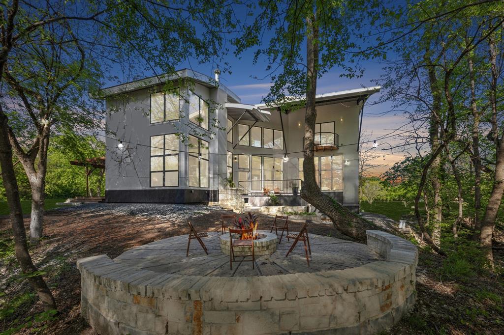 577 Country Club Road Property Photo 1