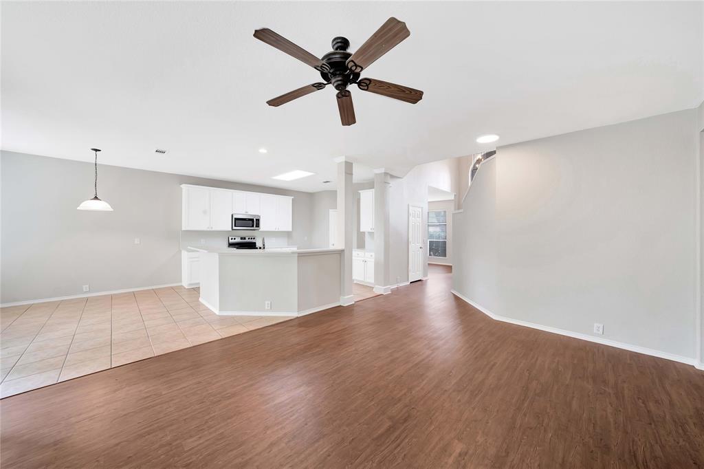 8625 Luzerne Drive Property Photo 14