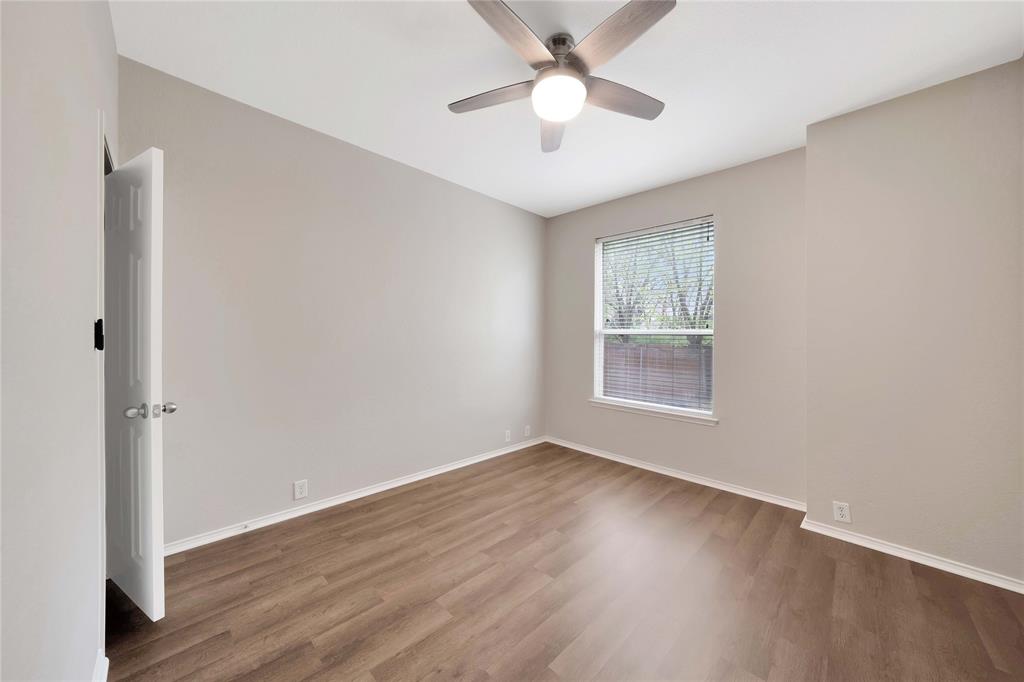 8625 Luzerne Drive Property Photo 15