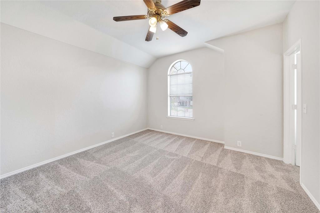 8625 Luzerne Drive Property Photo 18