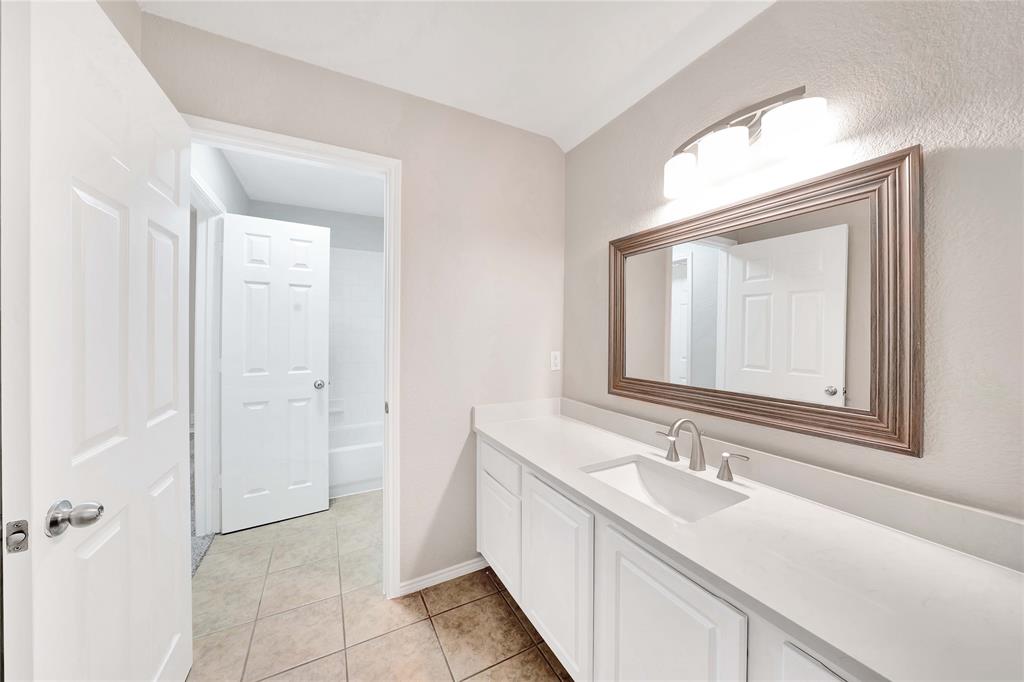 8625 Luzerne Drive Property Photo 20