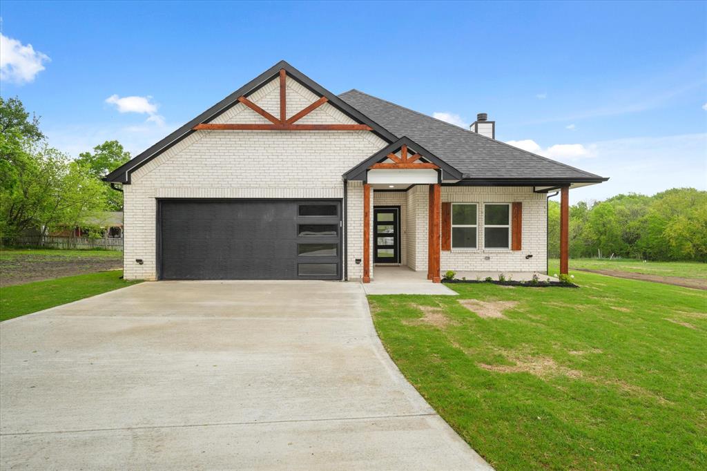 601 S Dallas Street Property Photo