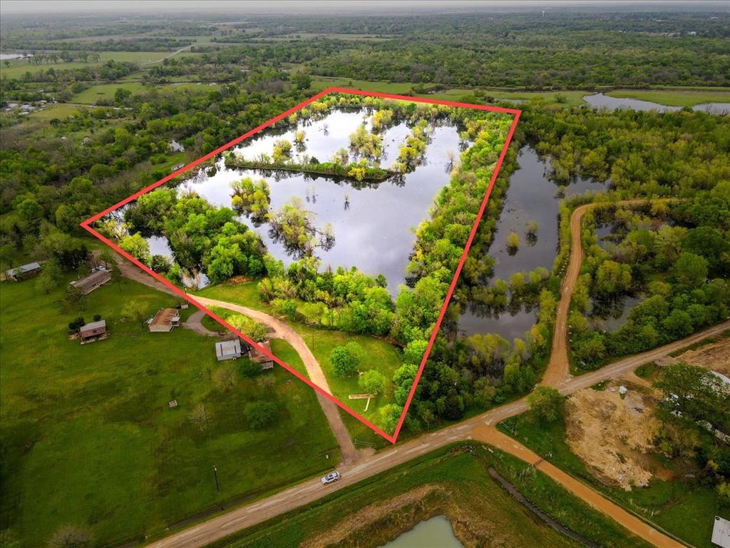 1500 Davis Road Property Photo