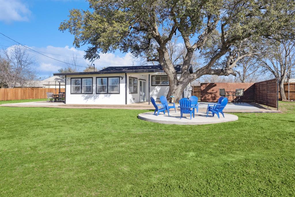 424 Hoot Avenue Property Photo