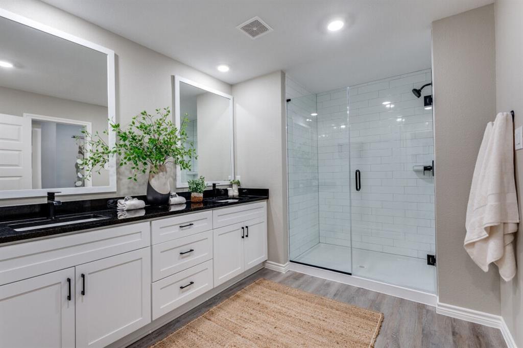 8525 Leyton Property Photo 16
