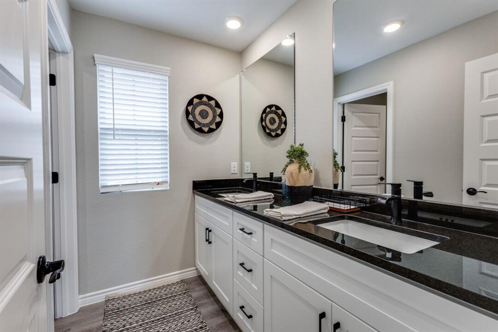 8525 Leyton Property Photo 17
