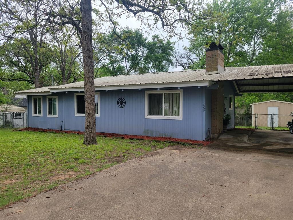 1505 Carol Lane Property Photo