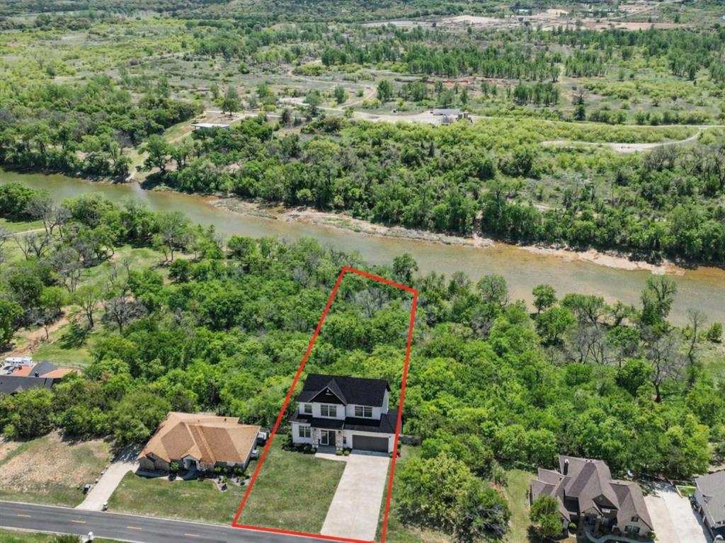 9804 Bellechase Road Property Photo 1