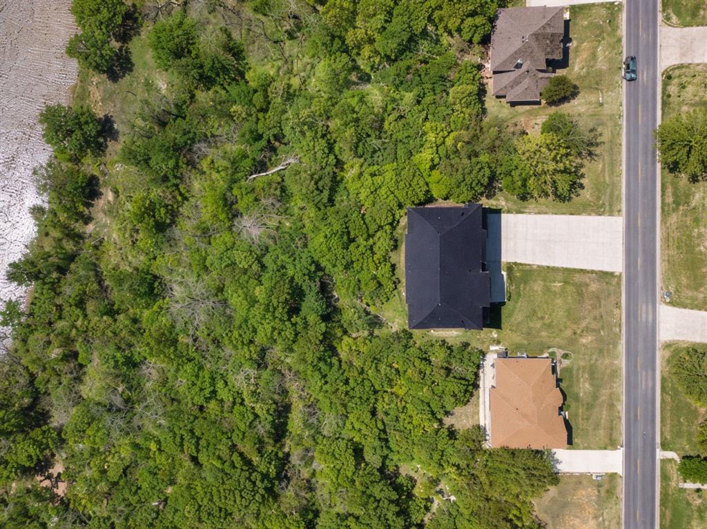 9804 Bellechase Road Property Photo 5