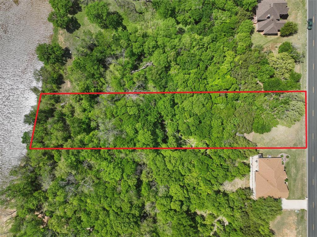 9804 Bellechase Road Property Photo 6
