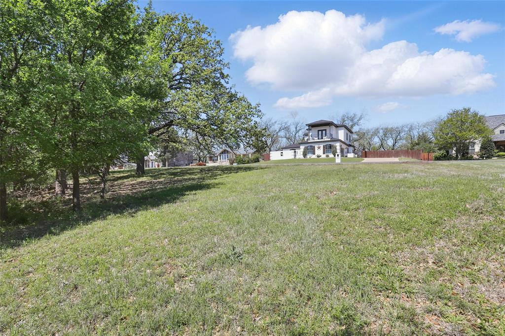 9804 Bellechase Road Property Photo 8