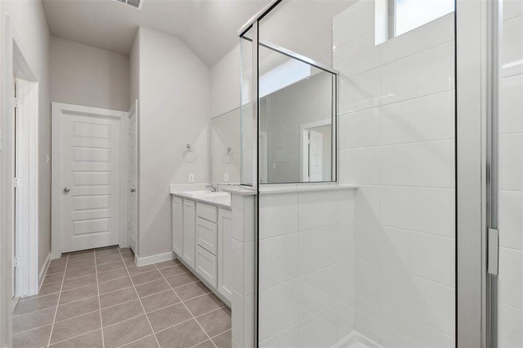 1362 Flora Place Property Photo 21