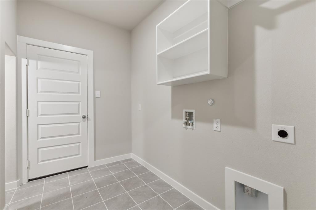 1362 Flora Place Property Photo 22