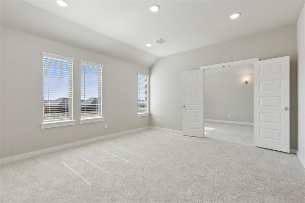 1362 Flora Place Property Photo 23