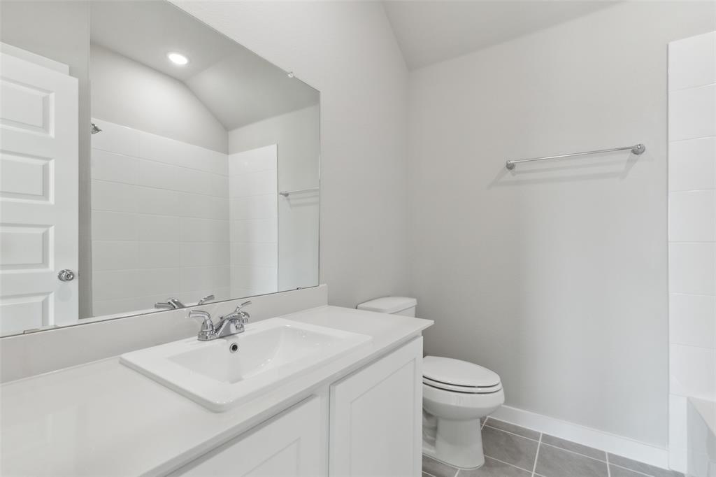 1362 Flora Place Property Photo 29