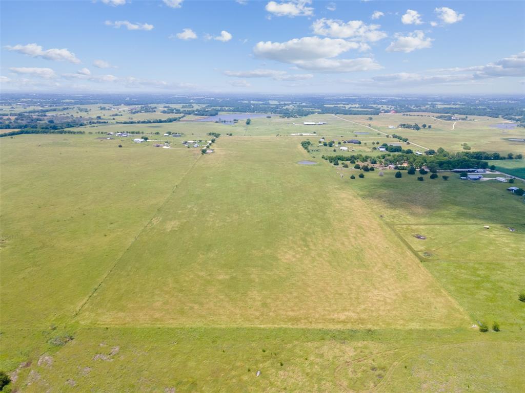 9152 County Road 408a Property Photo 8