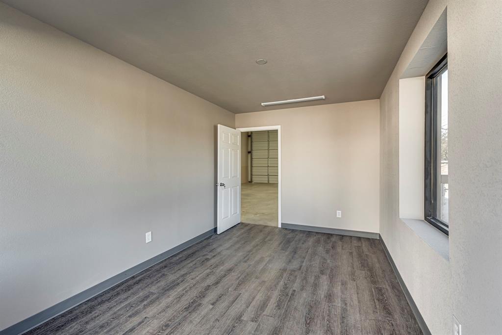 12261 J Rendon Road Property Photo 11