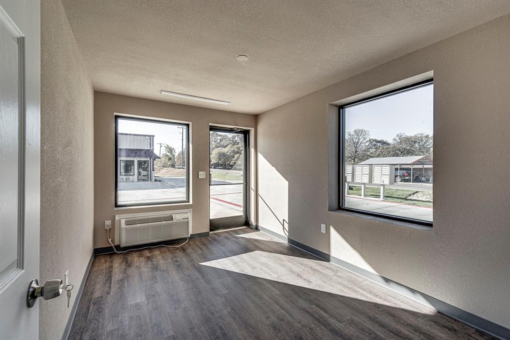 12261 J Rendon Road Property Photo 15
