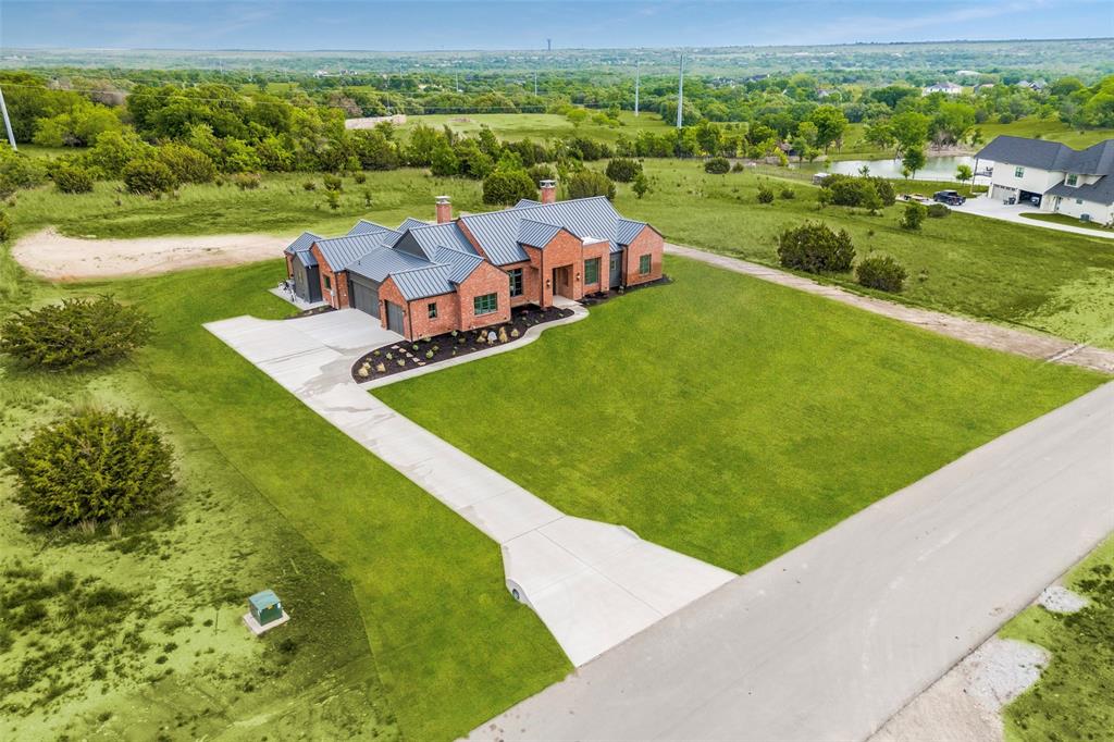 2016 Meadowlark Property Photo 1