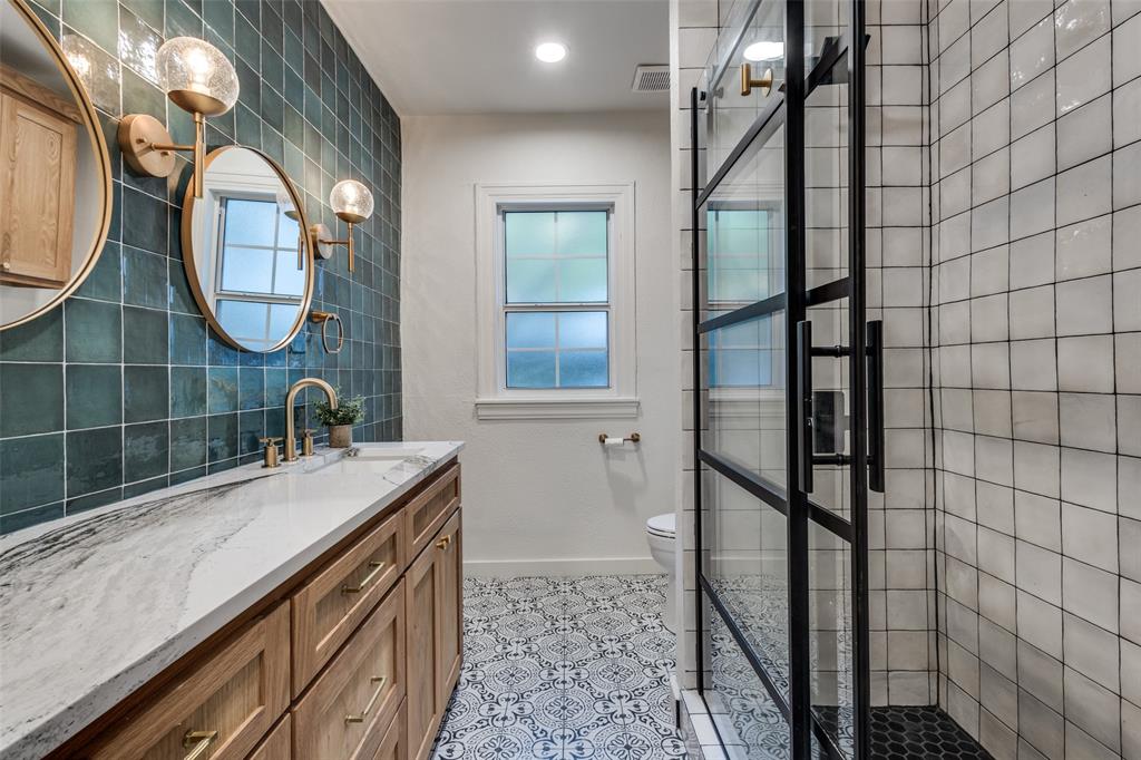 521 Texas Street Property Photo