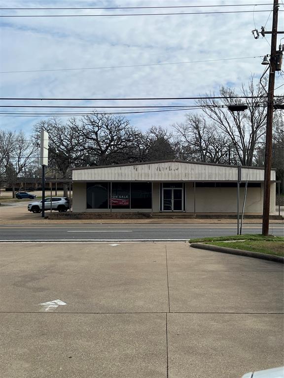 209 S Palestine Street Property Photo 3