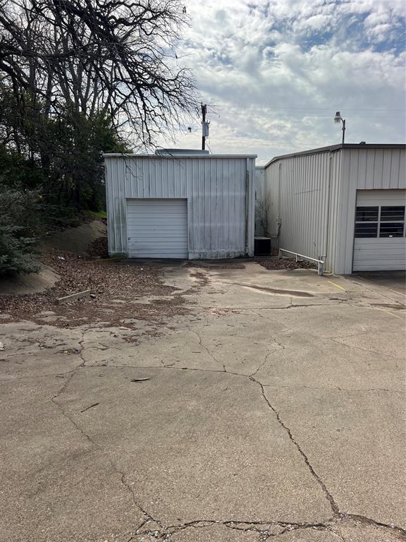 209 S Palestine Street Property Photo 13