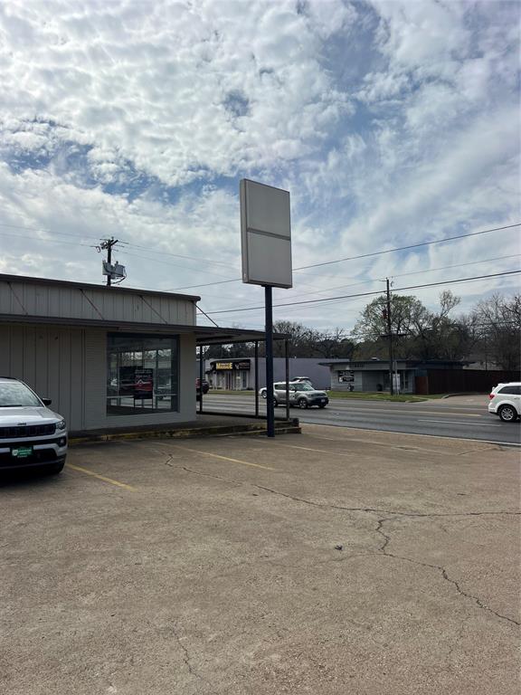 209 S Palestine Street Property Photo 14