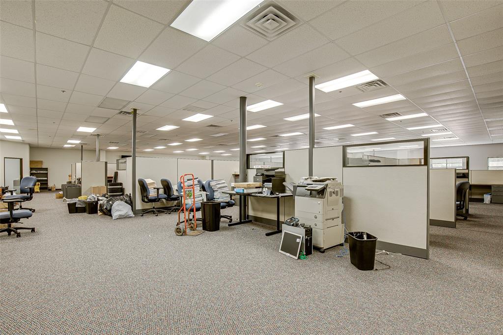 2500 Discovery Boulevard Property Photo 14