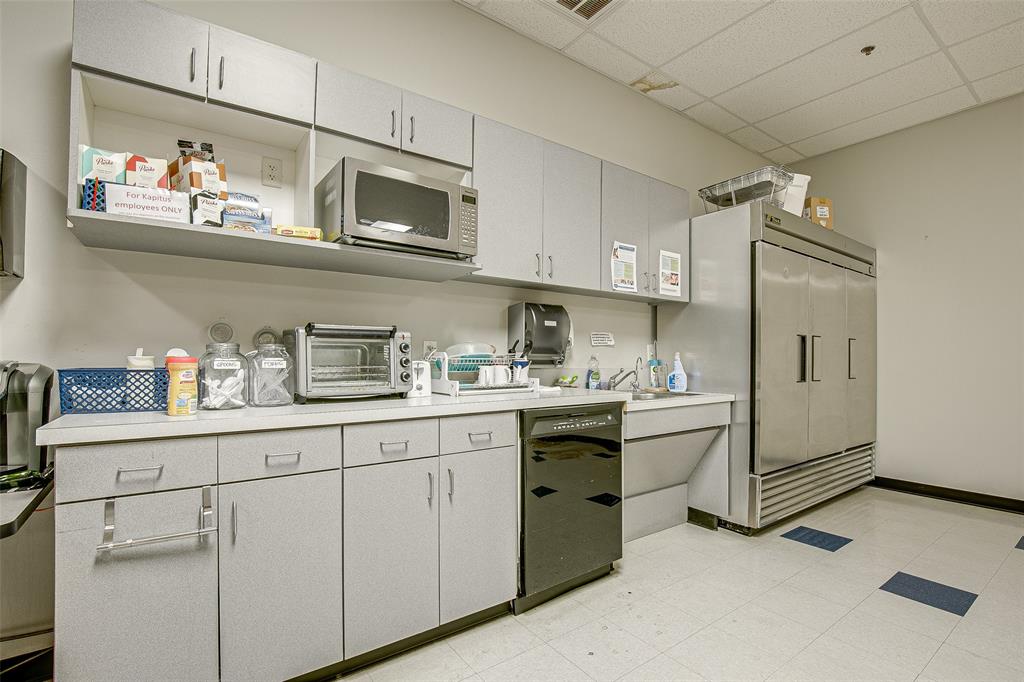 2500 Discovery Boulevard Property Photo 17