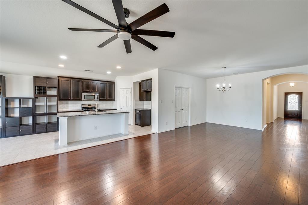 1309 Roadrunner Drive Property Photo 4