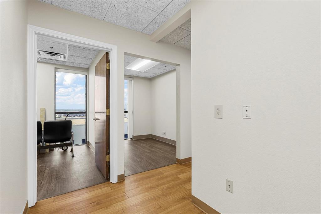 11801 South Freeway Property Photo 13