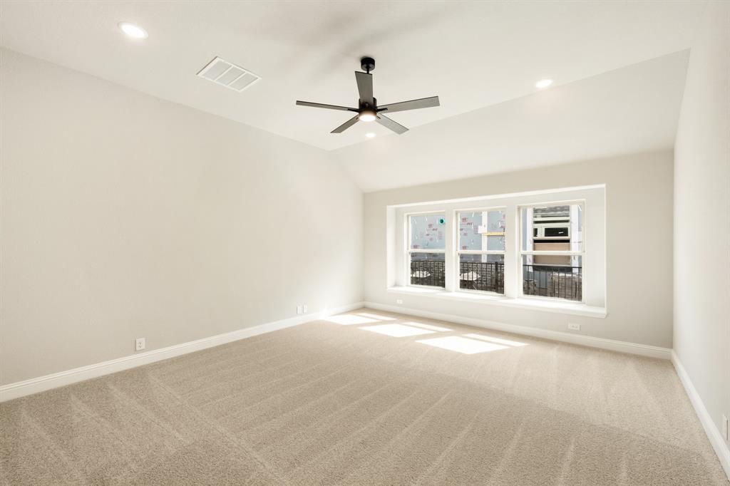 377 Paddle Boat Drive Property Photo 21