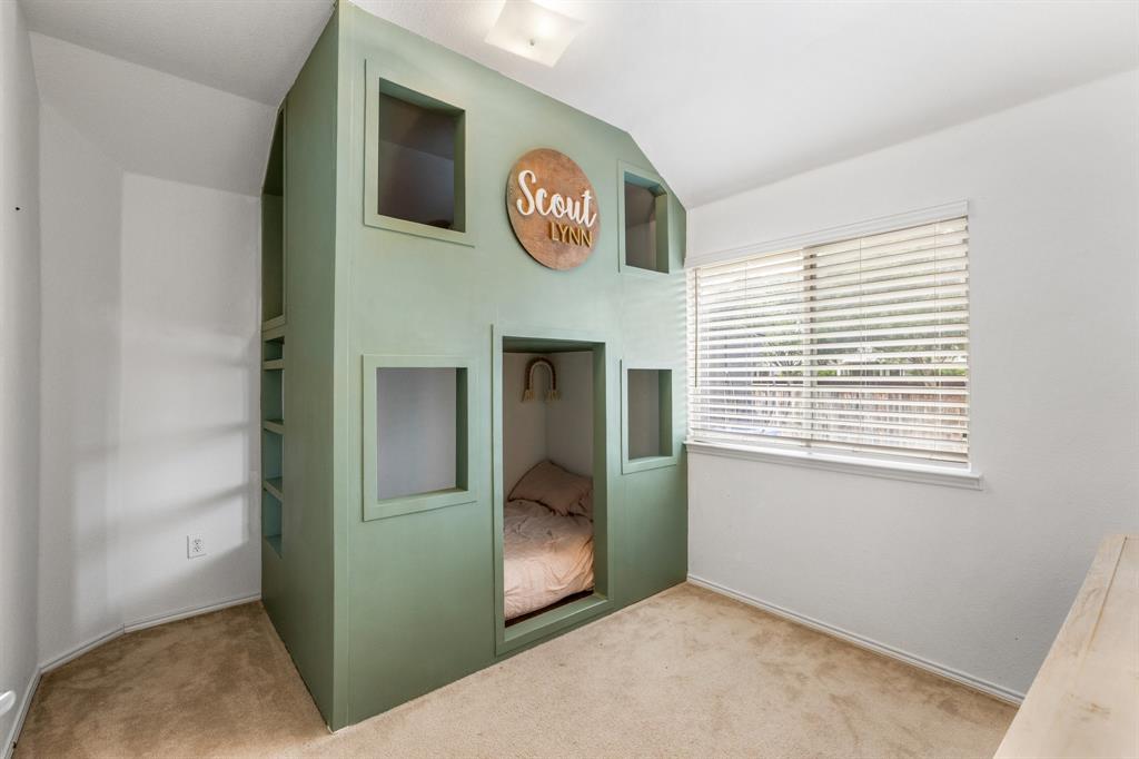 9836 Old Field Drive Property Photo 23