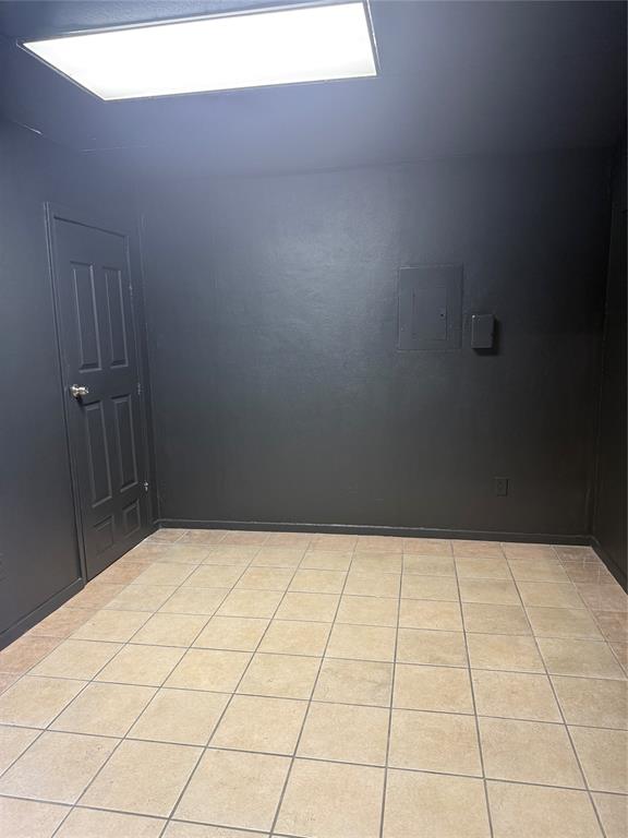 1111 E Shady Grove Road Property Photo 17