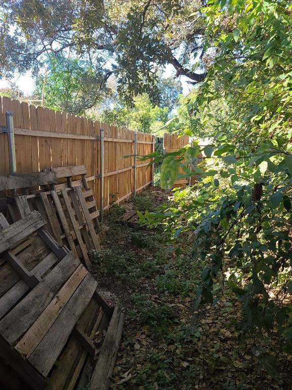 1111 E Shady Grove Road Property Photo 22