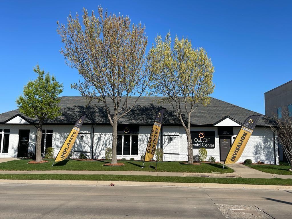 820 N Zang Boulevard Property Photo 12
