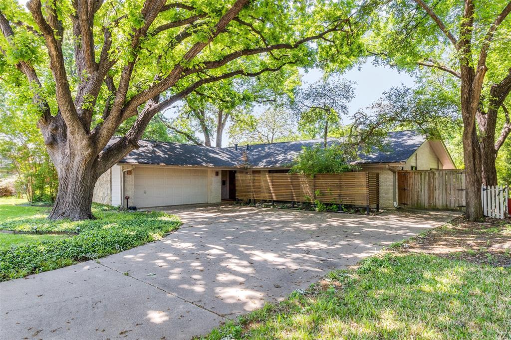 606 Laguna Drive Property Photo