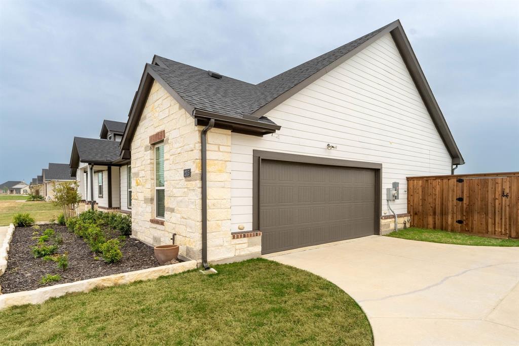 2315 Willow Wood Trail